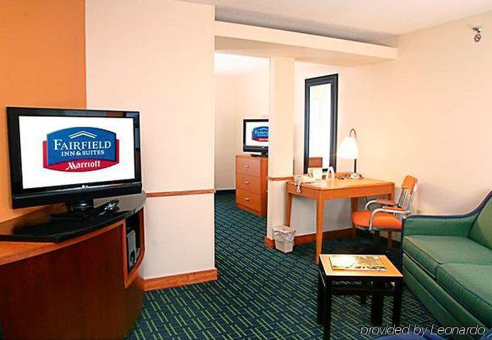 Fairfield By Marriott Chesapeake Hotel Bilik gambar